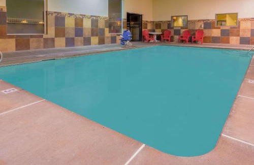 Woodburn Hotel | Super 8 by Wyndham Woodburn