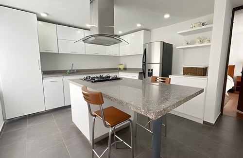 Santa Ana House | Super Apartment TV, Wi Fi and free parking