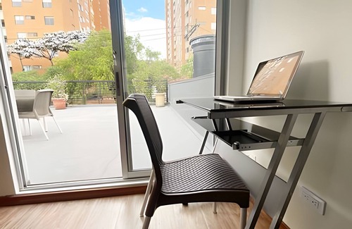 Santa Ana House | Super Apartment TV, Wi Fi and free parking