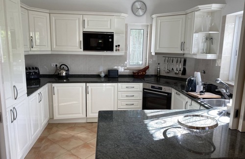 Vale do Lobo Villa | SUPERB 3 BED VILLA - POOL - VALE DO LOBO - OCEAN COURSE - 15 MIN WALK TO BEACH