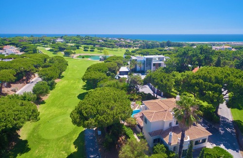 Vale do Lobo Villa | SUPERB 3 BED VILLA - POOL - VALE DO LOBO - OCEAN COURSE - 15 MIN WALK TO BEACH