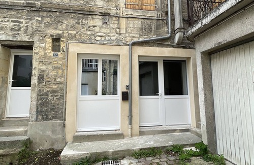 Caen City Centre Apartment | Superb Apartment on the port of Caen