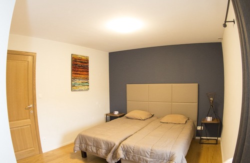 Laneffe Other | Superb gîte in an old farm workshop for 7 people with all mod cons