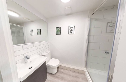 Middlesbrough Apartment | Superb Studio Apartment - 008