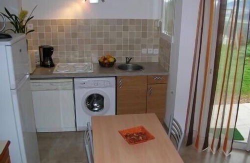 Bastelicaccia House | Superb studio, view of the sea, garden, ground floor of villa in the countryside