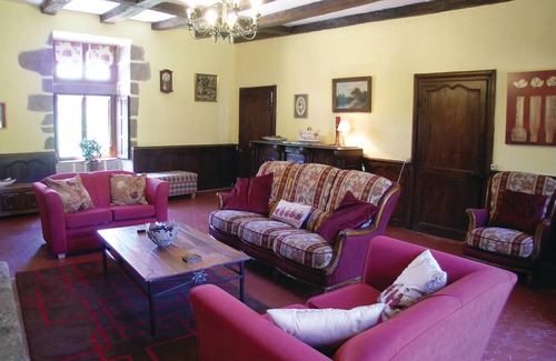 Moissannes House | Superb vacation home with swimming pool in Moissannes, 24 km from Limoges, in Haute-Vienne.