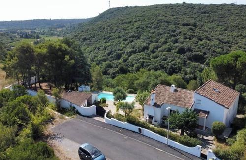 Vailhauques Villa | Superb Villa with pool - Exceptional view, 30min from the sea
