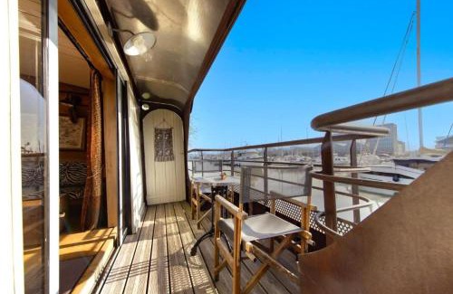 Bassins a Flot Boat Rental | Superbe Péniche En Centre Ville