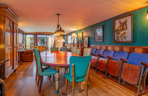 Bassins a Flot Boat Rental | Superbe Péniche En Centre Ville