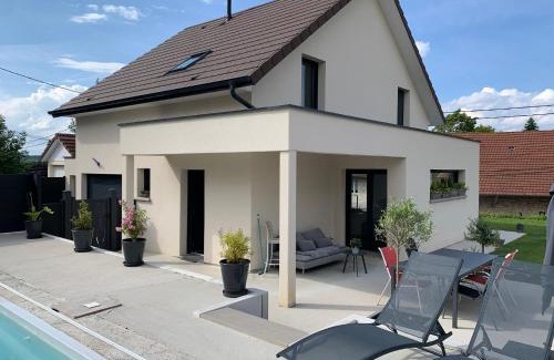 Meroux Villa | Superbe villa avec piscine proche de belfort
