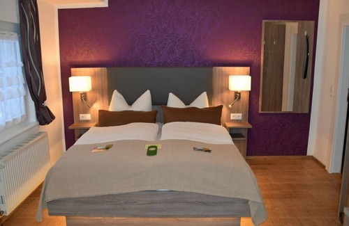 Pfaffendorf Bed & Breakfast | Superior Double Room, Shower, Toilet - Pension Lachmann