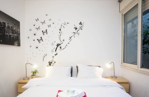 Ra'ananna Apartment | Superior - Kosher 3 BR - City center - Borochov (REF06)