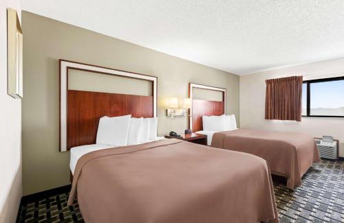 Manchester Hotel | SureStay Hotel by Best Western Manchester