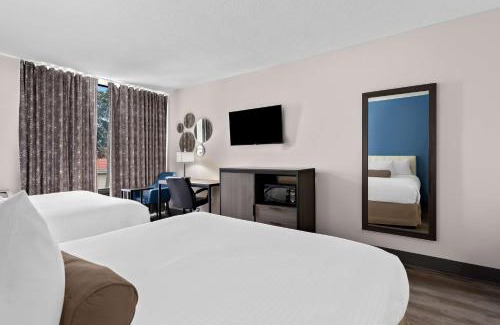 Windsor Hotel | SureStay Plus by Best Western Windsor