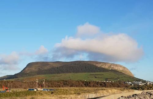 Strandhill House | Surfers Getaway - Room Staycation