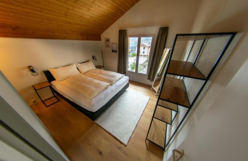 Darligen Apartment | Surfers Lodge with Beach, near Interlaken