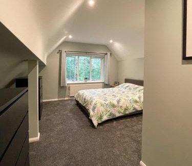 Ewhurst House | Surrey Hills Lodge