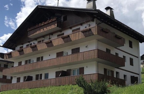 Cortina d'Ampezzo Apartment | Surrounded by a breathtaking panorama! Cortina 4+2 beds, two bathrooms on two floors