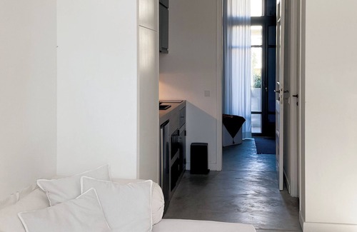 Petralona Apartment | Susanna Apartment 2 - Your lovely home in the vibrant center of Athens