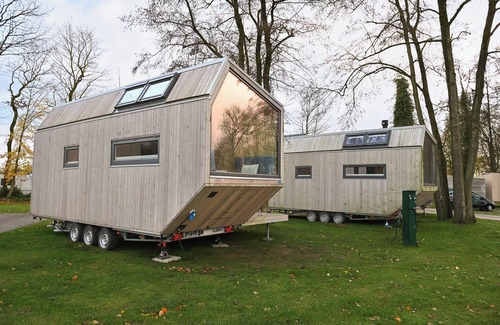 Schortens House | Sustainable Tiny House Pioneer by the natural bathing lake in Friesland