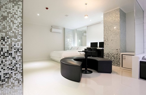 Ingye-dong Hotel | Suwon Byeolheneunbam