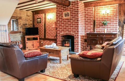 Hopton Castle House | Swallow Cottage