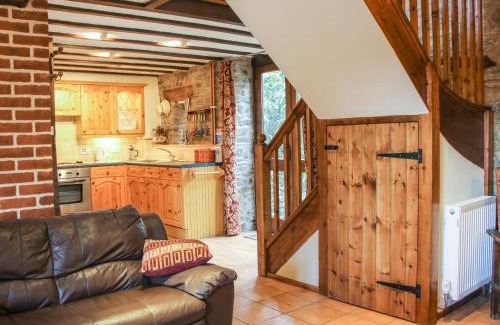 Hopton Castle House | Swallow Cottage