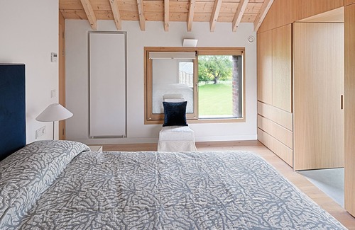 Newcastle House | Swallow Cottage - Luxuriously Designed Cottage in old Courtyard in Wicklow.