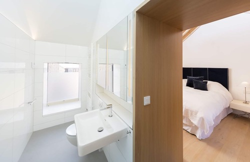 Newcastle House | Swallow Cottage - Luxuriously Designed Cottage in old Courtyard in Wicklow.