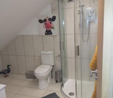 Huxley Apartment | Swallows Retreat: A Country Loft Apartment