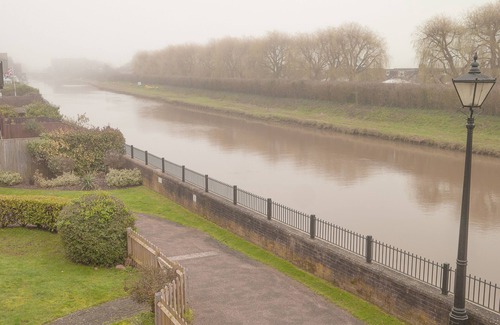 Arundel Cottage | SWAN COTTAGE, family friendly, with a garden in Arundel