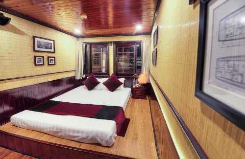 Bai Chay Boat Rental | Swan Cruises Halong