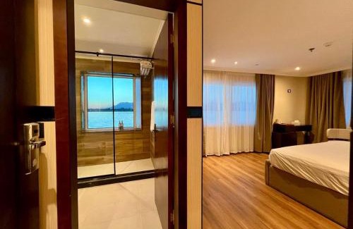 Nile River Luxor Boat Rental | SWAN DAHABIYA Luxury Boutique Nile Cruise - Every Friday from Aswan for 3 nights & Every Monday from Luxor for 4 nights