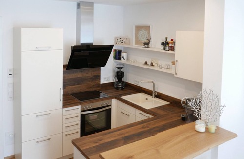 Gmain Apartment | Swan vacation apartment 60 sqm with terrace and 2 bathrooms in the pedestrian zone