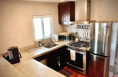 Ocean Beach House | Swanky Casa Ocean Beach 1 Block to the Beach W A/C