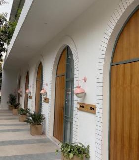 Dhikuli Resort | Swarn By Kundans Stays and Food