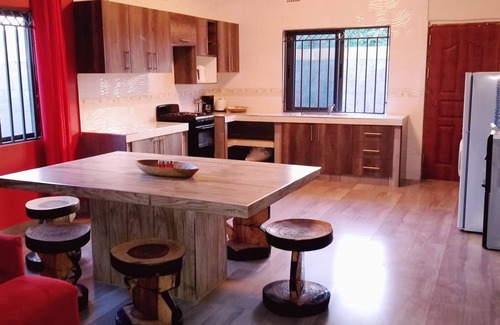 Lusaka Central Villa | Sweet Retreat Lusaka with Backup Power