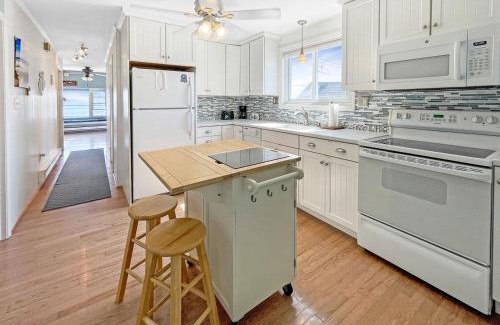 York Beach Apartment | Sweet Serenity - Y846 Brought to you by GetAway Vacations