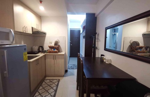 Kaunlaran Condo | SweetSuites at Pine Crest New Manila/#T3-1012