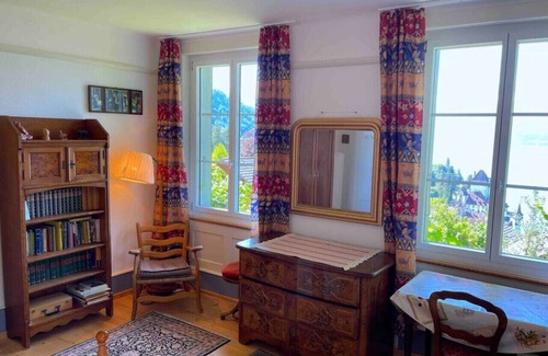 Hilterfingen Apartment | SwissHut Stunning Views Alps & Lake - Apart. Killinger