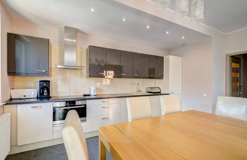 Gdansk City Center Apartment | Szafarnia 11E | Modern Apartment | By the Motława