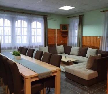 Mezotur House | Tó úti Vendégház