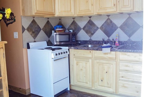 Sevier Apartment | T-07) Western Pacific