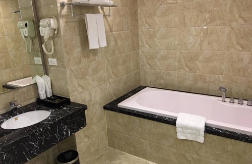 My Đinh Hotel | T&M Luxury Hotel Hanoi