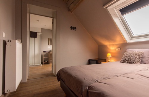 Poelkapelle House | 't Oud gemeentehuis Poelkapelle