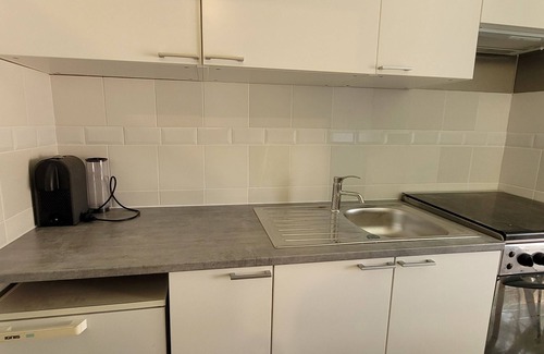 Saint-Julien House | T2 with swimming pool in the heart of the pines