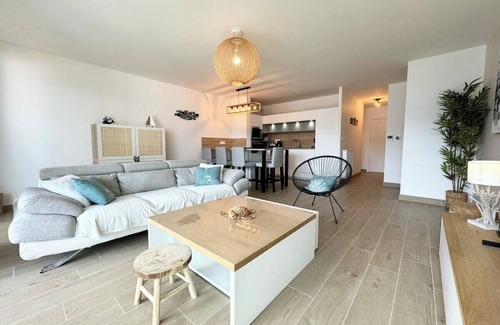 Saint-Pierre-Quiberon Apartment | T3 de standing – Plein bourg - 100m des plages