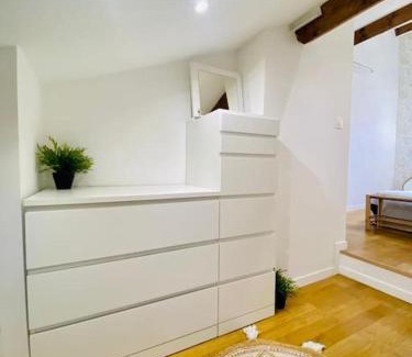 Quartier du Port Apartment | T3 duplex cosy & calme au port - Tram