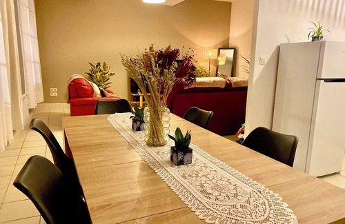 Bastide Saint-Louis Apartment | T3 just a stone's throw from the famous Place Carnot, in the heart of the city