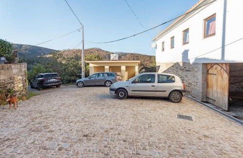 Arouca House | T5 com Piscina Casa da Chica